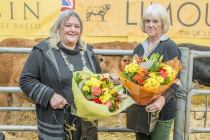 Presentation to NW Limousin Club Secretaries Helen Horn & Judy Dodd 