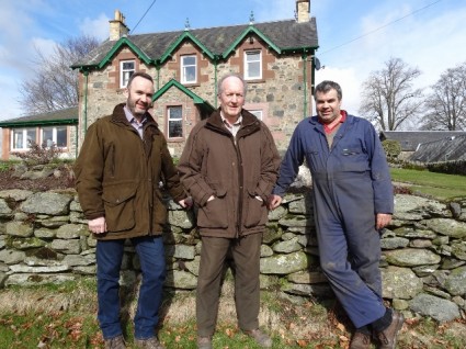 Murray, Peter and Graeme in front of the farmhouse at Mains of Mause (640x480)